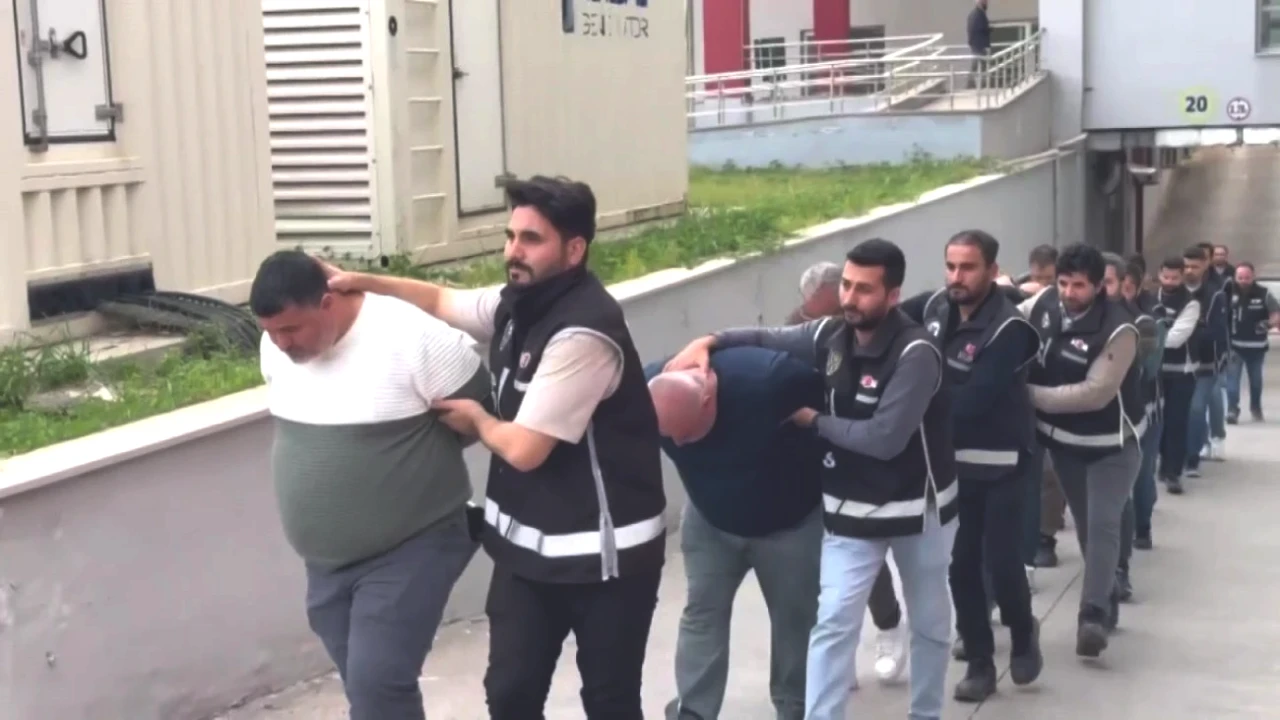 Adana'da Tefecilikle Mücadele: Büyük Pos Operasyonu Gerçekleşti!
