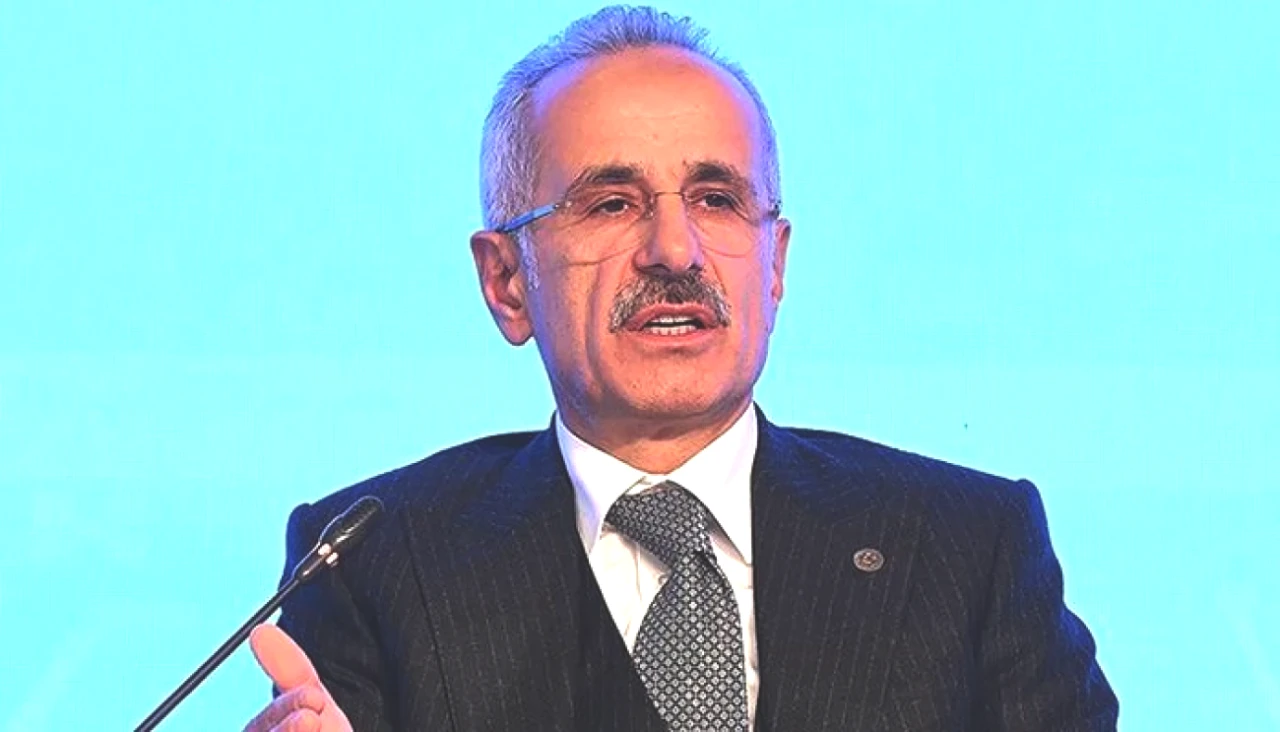 Ulaştırma Bakanı Uraloğlu'ndan 5G Müjdesi! 1 Nisan 2026'da Başlıyor!