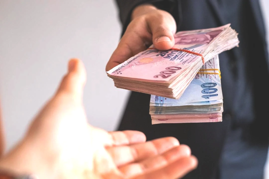 Emekli promosyon arttı! 32 bin TL veriyorlar, zamla beraber... Banka 2025 güncel promosyon ödemeleri 2