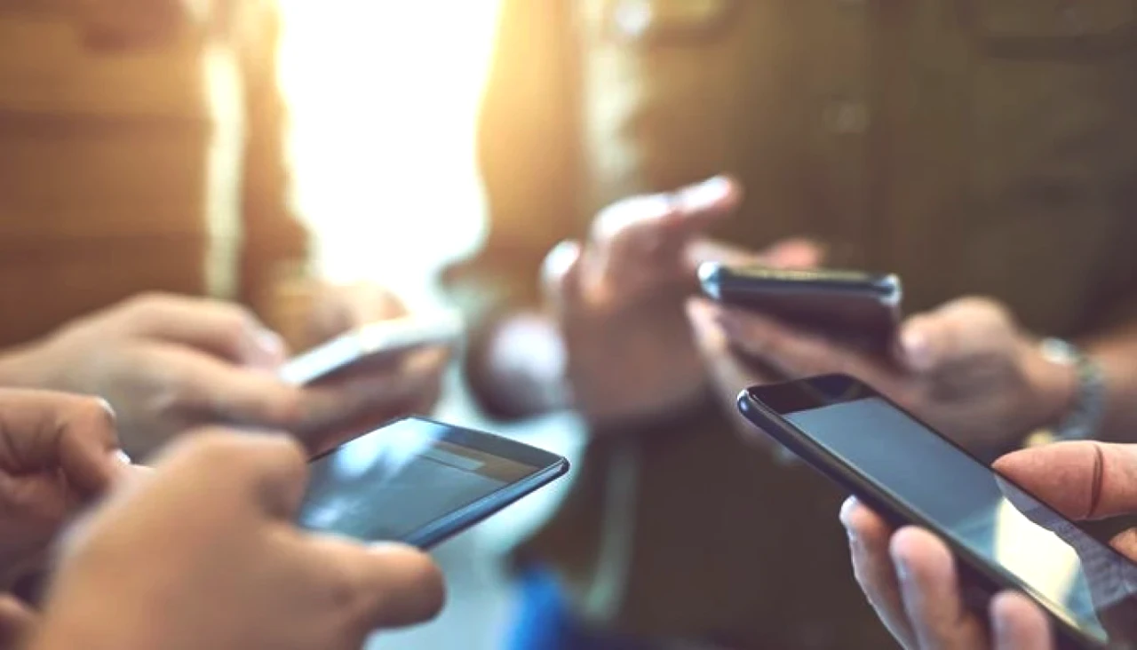 1 Nisan'da Türkiye'yi Bekleyen Devrim! İletişimde 5G Dönemi Başlıyor - Bakan Uraloğlu'ndan Önemli Açıklama