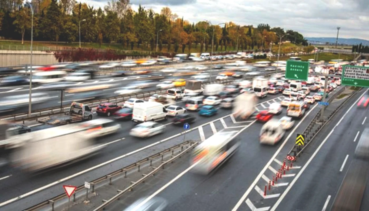 “Trafik Cezalarına Hızla Zam! 24 Saat İçinde Güncel Tablolarla Tüm Detaylar Burada!”