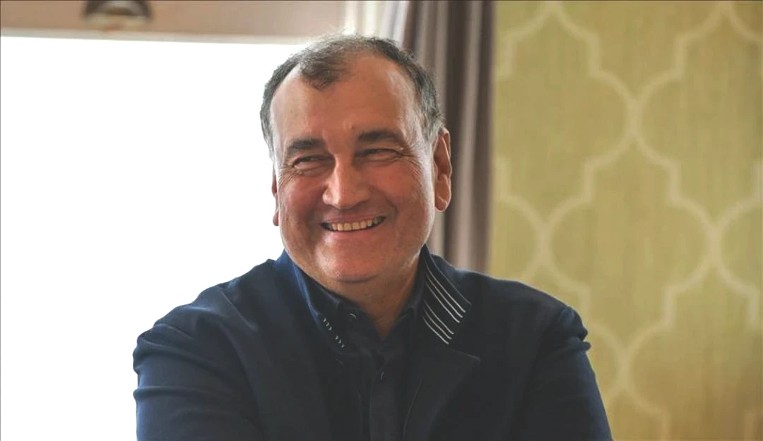 Murat Ülker’den şaşırtan çıkış: ‘Anamın evinde oturuyorum’ dedi gündem oldu! Godiva’yı nasıl aldıklarını da açıkladı 1