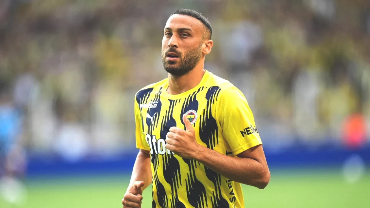 Fenerbahçe'de Cenk Tosun ile Yola Devam! Yeni Dönemde Neler Olacak?